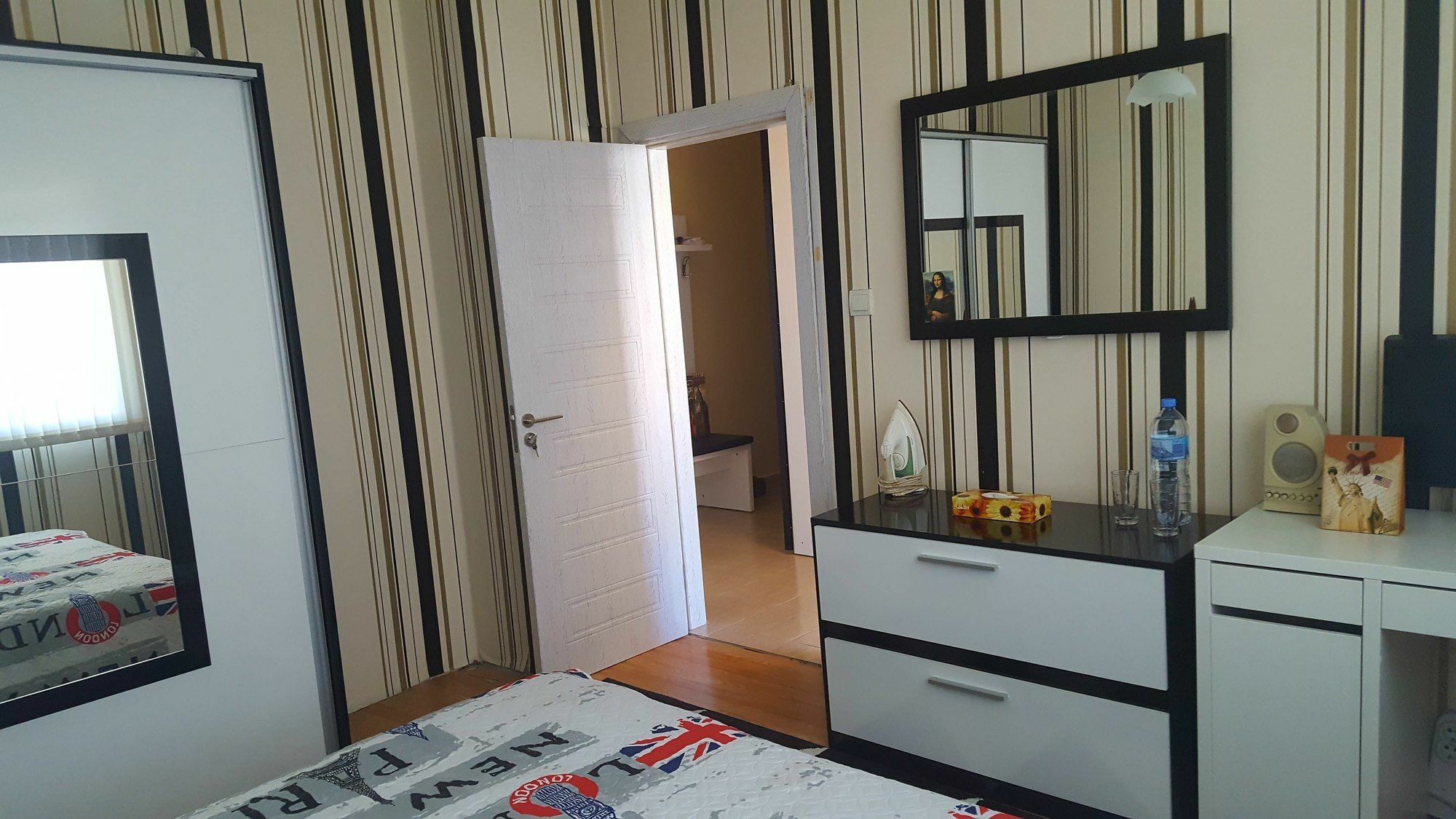 Modern Home Apartment Airport Sofia Esterno foto